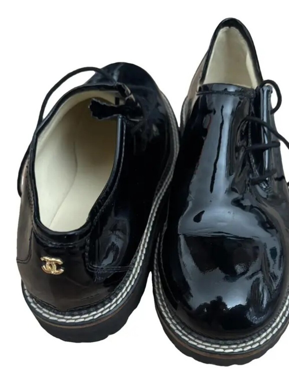 EUC Rare Chanel Patent Leather Lace Up Shoes Oxford